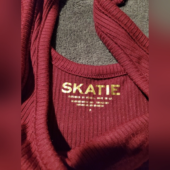 NWT Skatie 'Stephanie Tank' top size P (petite), Spice Red - Picture 4 of 14